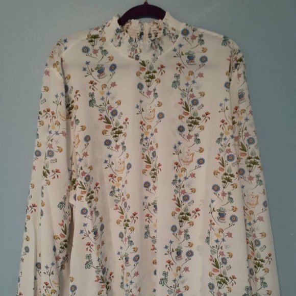 Her Universe Alice in Wonderland Blouse - Picture 1 of 4